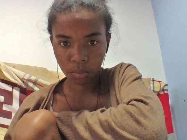 Emelie1a webcam