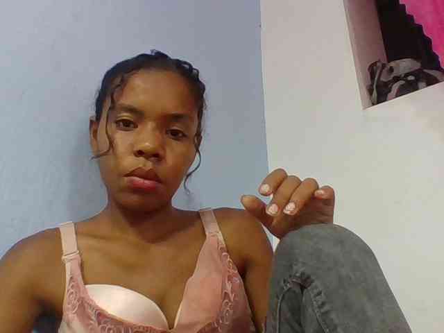 Emelie1a