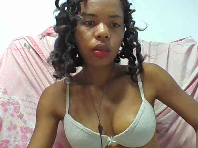 Emelie1a webcam