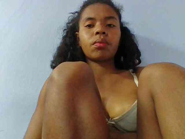 Emelie1a webcam