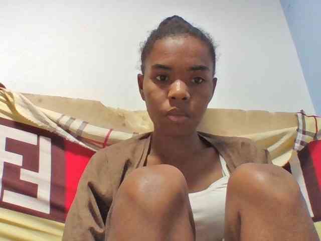 Emelie1a webcam