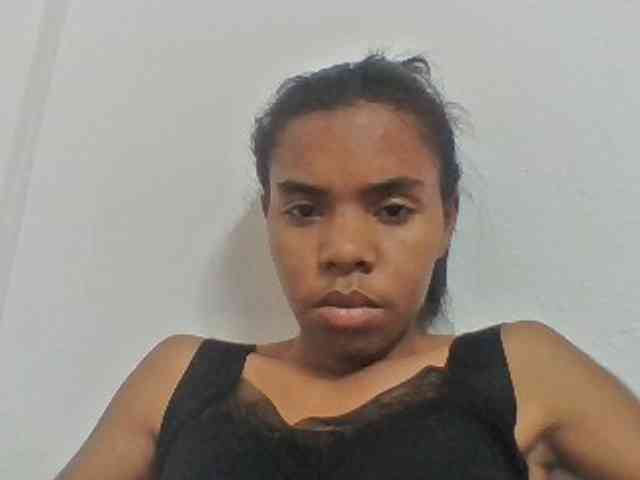 Emelie1a