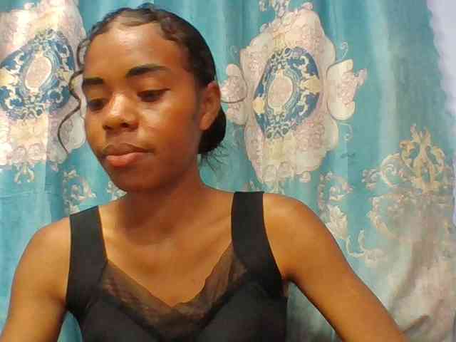 Emelie1a webcam
