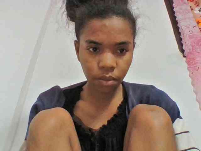 Emelie1a webcam