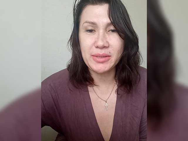 RoxySexy's BongaCams show and profile