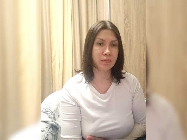 RoxySexy's BongaCams show and profile