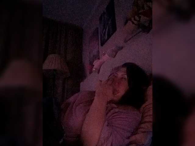 RoxySexy's BongaCams show and profile