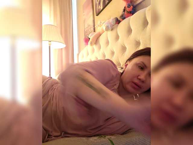 RoxySexy's BongaCams show and profile