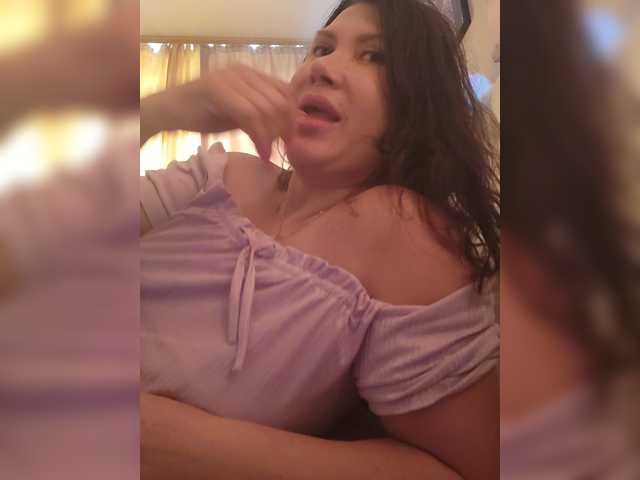 RoxySexy live cam on BongaCams