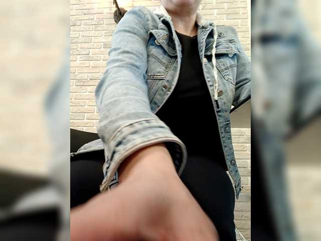 RoxySexy's BongaCams show and profile