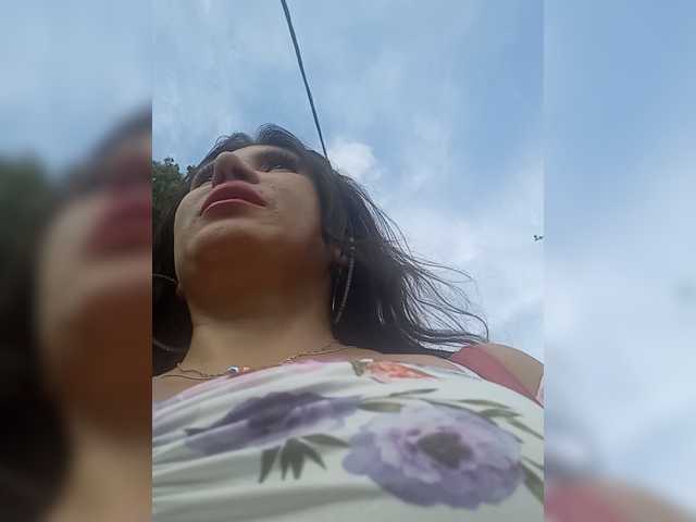 RoxySexy live cam on BongaCams