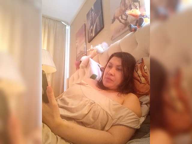 RoxySexy's BongaCams show and profile