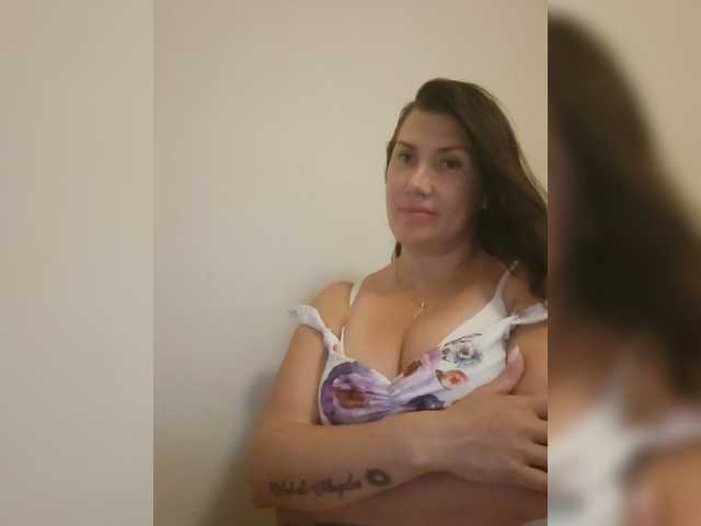 RoxySexy live webcam show