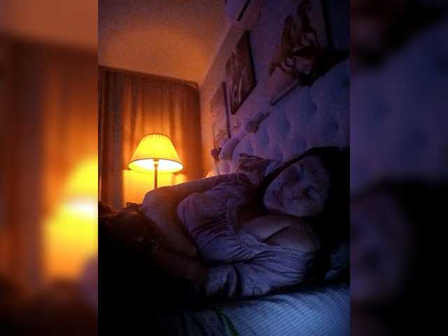 RoxySexy's BongaCams show and profile