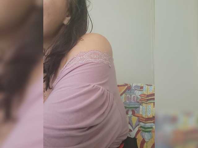 RoxySexy — live female cam
