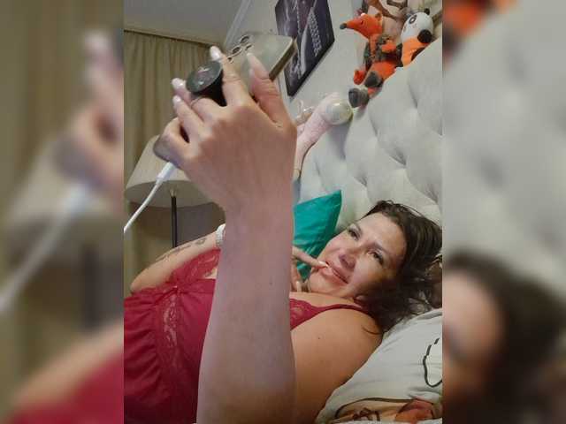 RoxySexy live cam on BongaCams