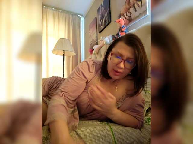 RoxySexy's BongaCams show and profile