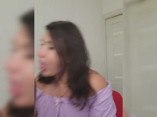 RoxySexy live cam on BongaCams