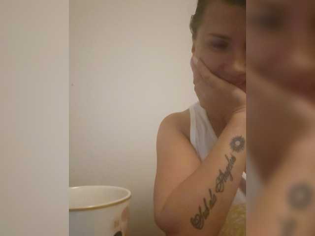 RoxySexy live cam on BongaCams