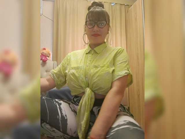 RoxySexy live cam on BongaCams