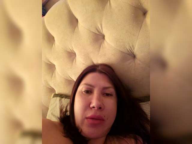 RoxySexy's BongaCams show and profile