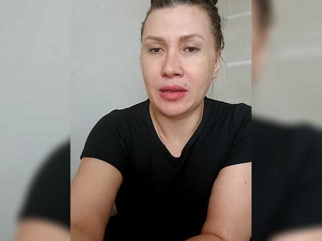 RoxySexy's BongaCams show and profile