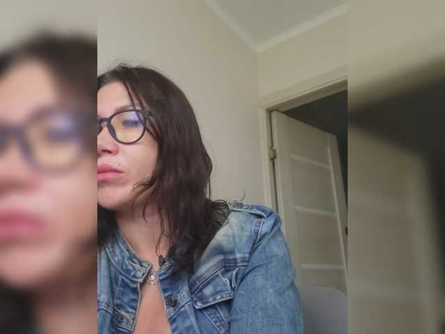 RoxySexy live cam on BongaCams
