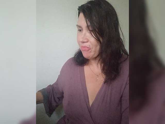 RoxySexy live cam on BongaCams