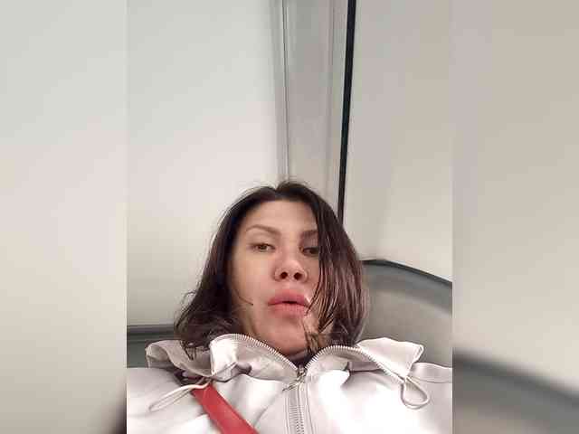 Live stream of RoxySexy