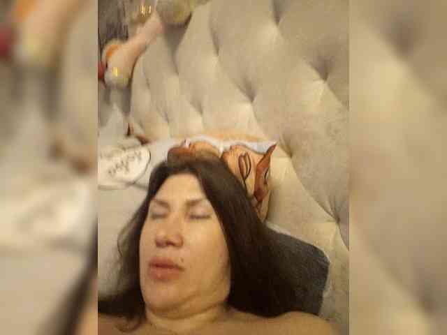 Модель: RoxySexy