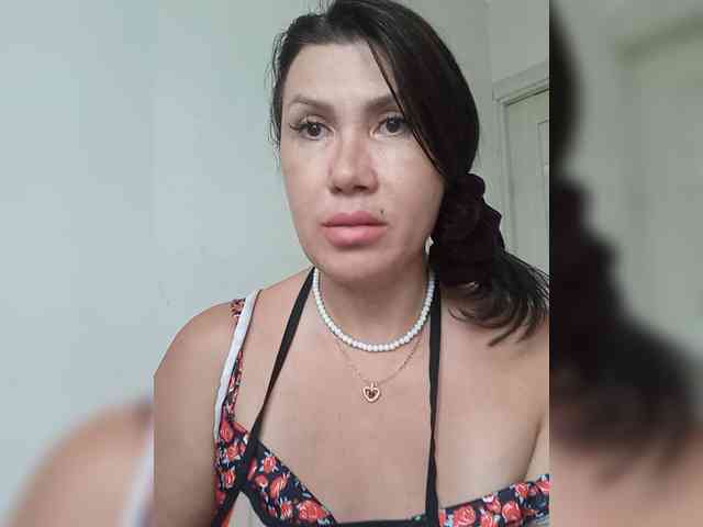 RoxySexy Live Webcam on BongaCams