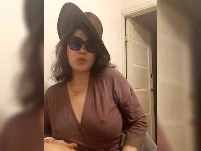 RoxySexy webcam