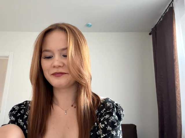 SadieNedry live cam on BongaCams