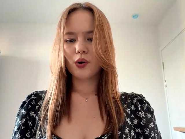 SadieNedry live cam on BongaCams