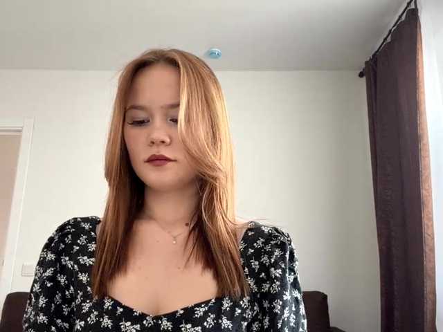 SadieNedry live cam on BongaCams