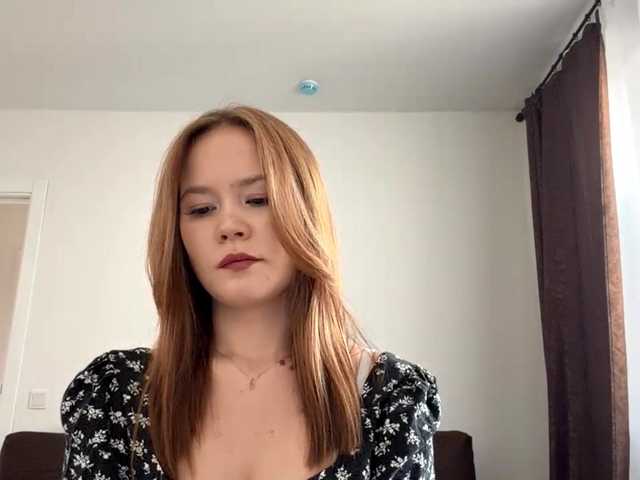 SadieNedry live cam on BongaCams