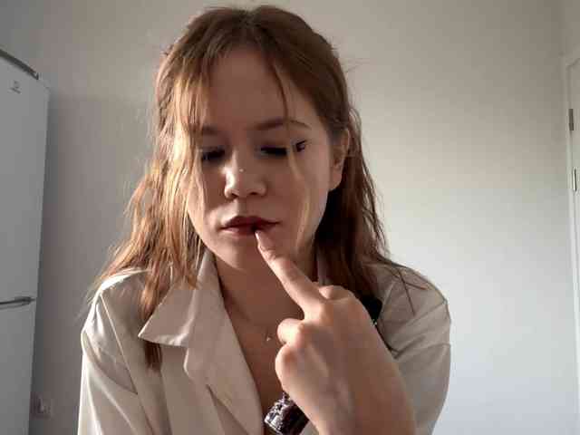 SadieNedry webcam