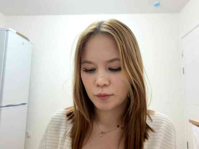 SadieNedry webcam