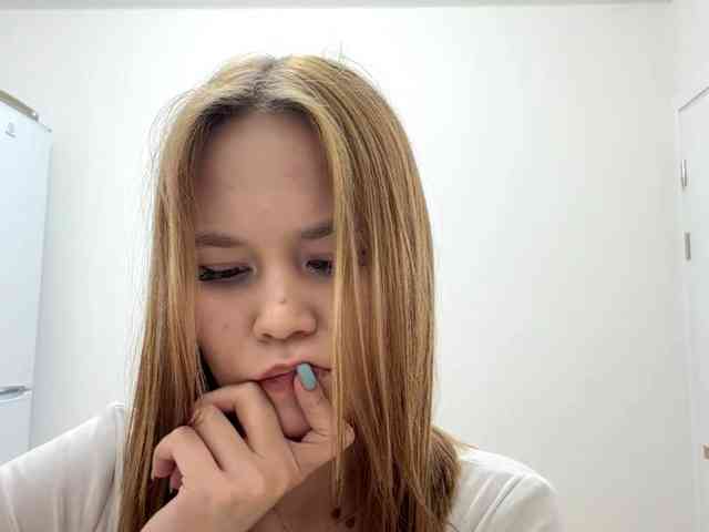 SadieNedry — live female cam on BongaCams