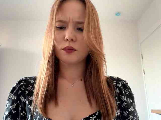 SadieNedry Live Webcam on BongaCams