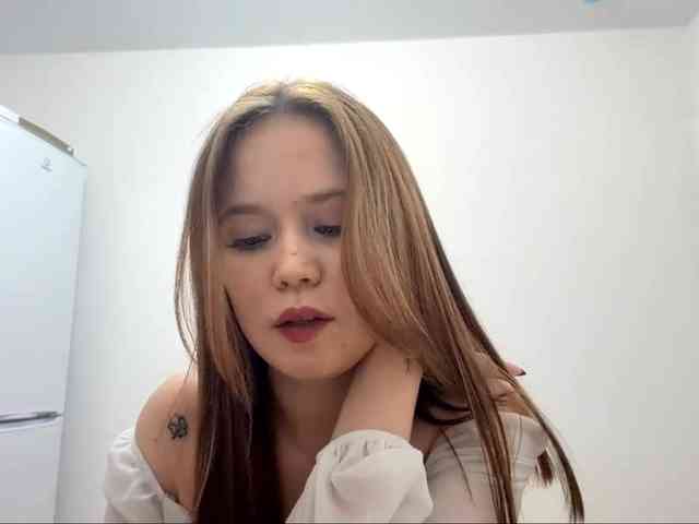 SadieNedry webcam