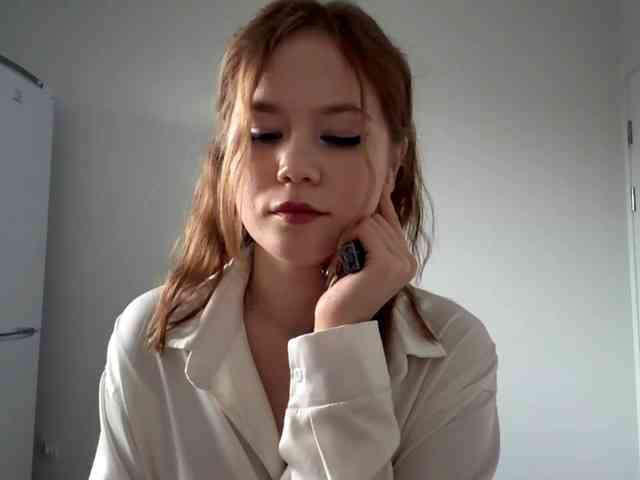 SadieNedry webcam