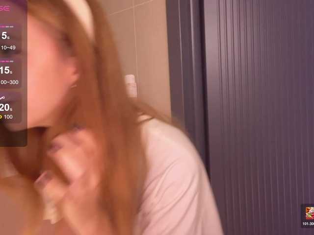 TastyVeni live cam on BongaCams