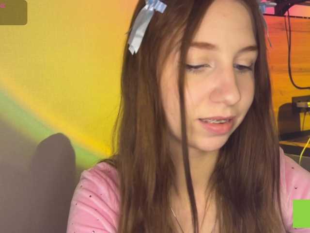 TastyVeni live cam on BongaCams