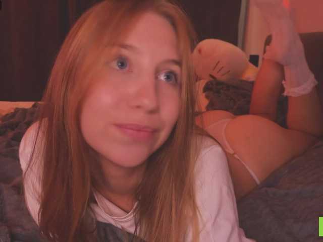 TastyVeni live cam on BongaCams