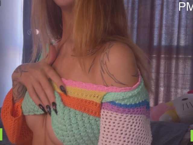 TastyVeni live cam on BongaCams