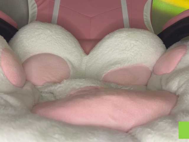 TastyVeni live cam on BongaCams