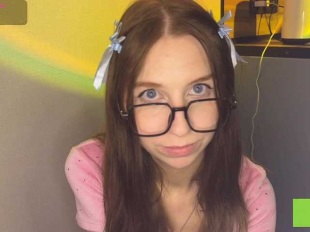 TastyVeni live cam on BongaCams