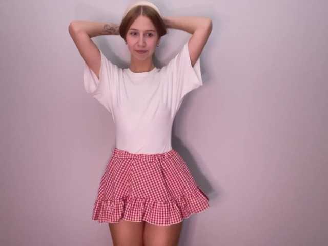 TastyVeni live cam on BongaCams
