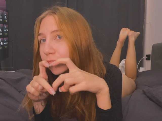 TastyVeni live cam on BongaCams